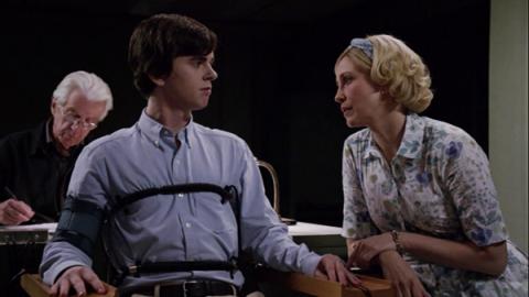 BATES MOTEL (SAISON 2) | BATES MOTEL (SEASON 2) | 2014