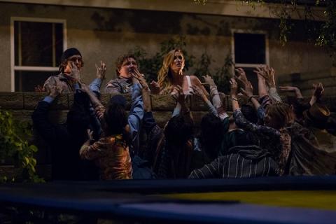MANUEL DE SURVIE à L'APOCALYPSE ZOMBIE | SCOUT'S GUIDE TO THE ZOMBIE APOCALYPSE | 2015