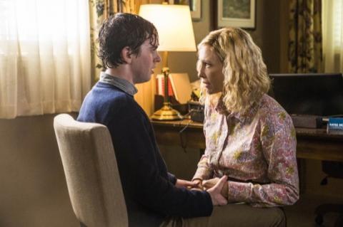 BATES MOTEL (SAISON 3) | BATES MOTEL (SEASON 3) | 2015