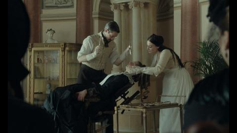 UGLY STEPSISTER - THE | DEN STYGGE STESOSTEREN | 2025