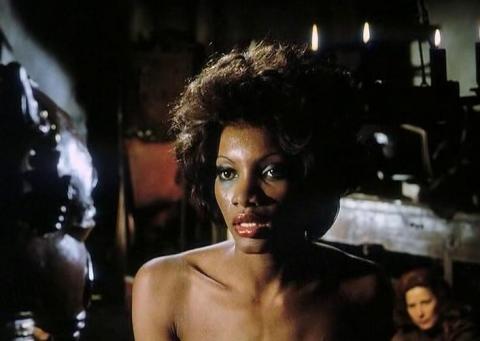 UN TUEUR SOUS INFLUENCE | CRAZE | 1974