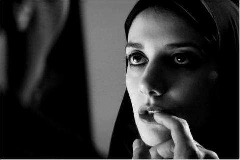 GIRL WALKS HOME ALONE AT NIGHT - A | A GIRL WALKS HOME ALONE AT NIGHT | 2014