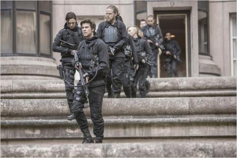 HUNGER GAMES-  LA REVOLTE PARTIE 2 | THE HUNGER GAMES : MOCKINGJAY - PART 2 | 2015