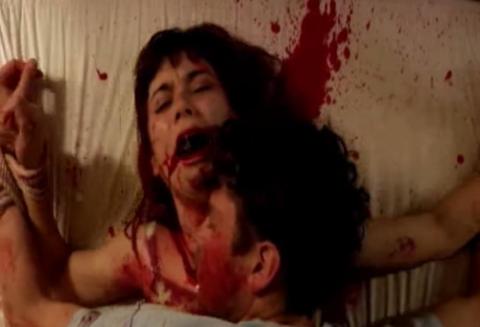 VISCERAL - BETWEEN THE ROPE OF MADNESS | VISCERAL - ENTRE LAS CUERDAS DE LA LOCURA | 2013