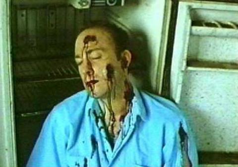 MOI ZOMBIE : CHRONIQUE DE LA DOULEUR | I ZOMBIE : CHRONICLE OF THE PAIN | 1998