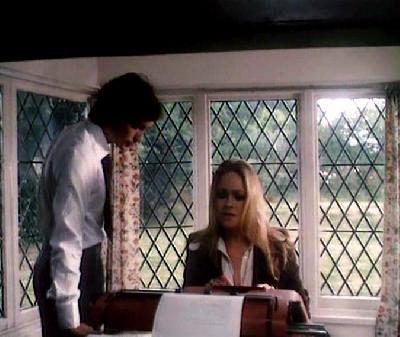 EXPOSE | THE HOUSE OF STRAW HILL | 1977