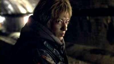 BATTLE ROYALE 2 : REQUIEM | BATORU ROWAIARU II: REKUIEMU | 2003
