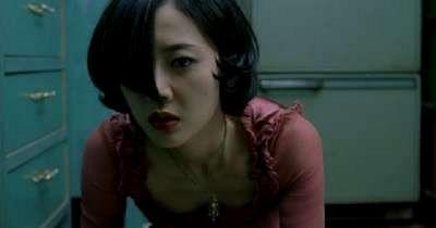 DEUX SOEURS | JANGHWA, HONGRYEON | 2003