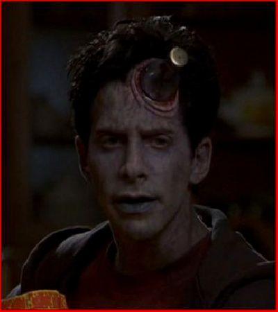 MAIN QUI TUE - LA | IDLE HANDS | 1999