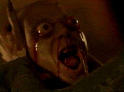 REINE DES VAMPIRES - LA | TALES FROM THE CRYPT PRESENTS : BORDELLO OF BLOOD | 1996