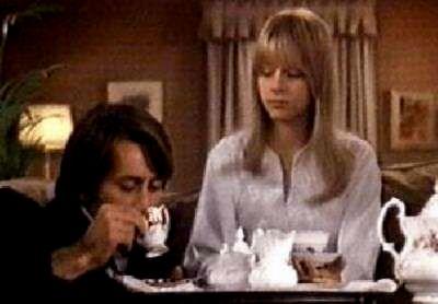 PETITE FILLE AU BOUT DU CHEMIN - LA | THE LITTLE GIRL WHO LIVES DOWN THE LANE | 1976