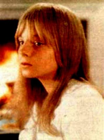 PETITE FILLE AU BOUT DU CHEMIN - LA | THE LITTLE GIRL WHO LIVES DOWN THE LANE | 1976