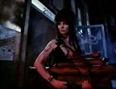 ELVIRA, MAITRESSE DES TENEBRES | ELVIRA MISTRESS OF THE DARK | 1988