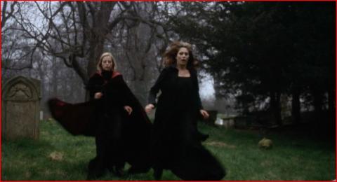 VAMPYRES | VAMPYRES, DAUGHTERS OF DARKNESS | 1974