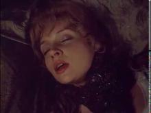 Embedded thumbnail for Belle et la bête (1979) - la | Panna a netvor | 1979